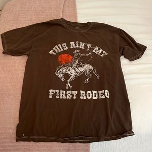 GRAPHIC OVERSIZE TEE